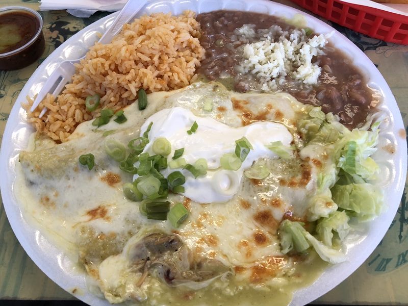 Casita Taco Al Carbon food